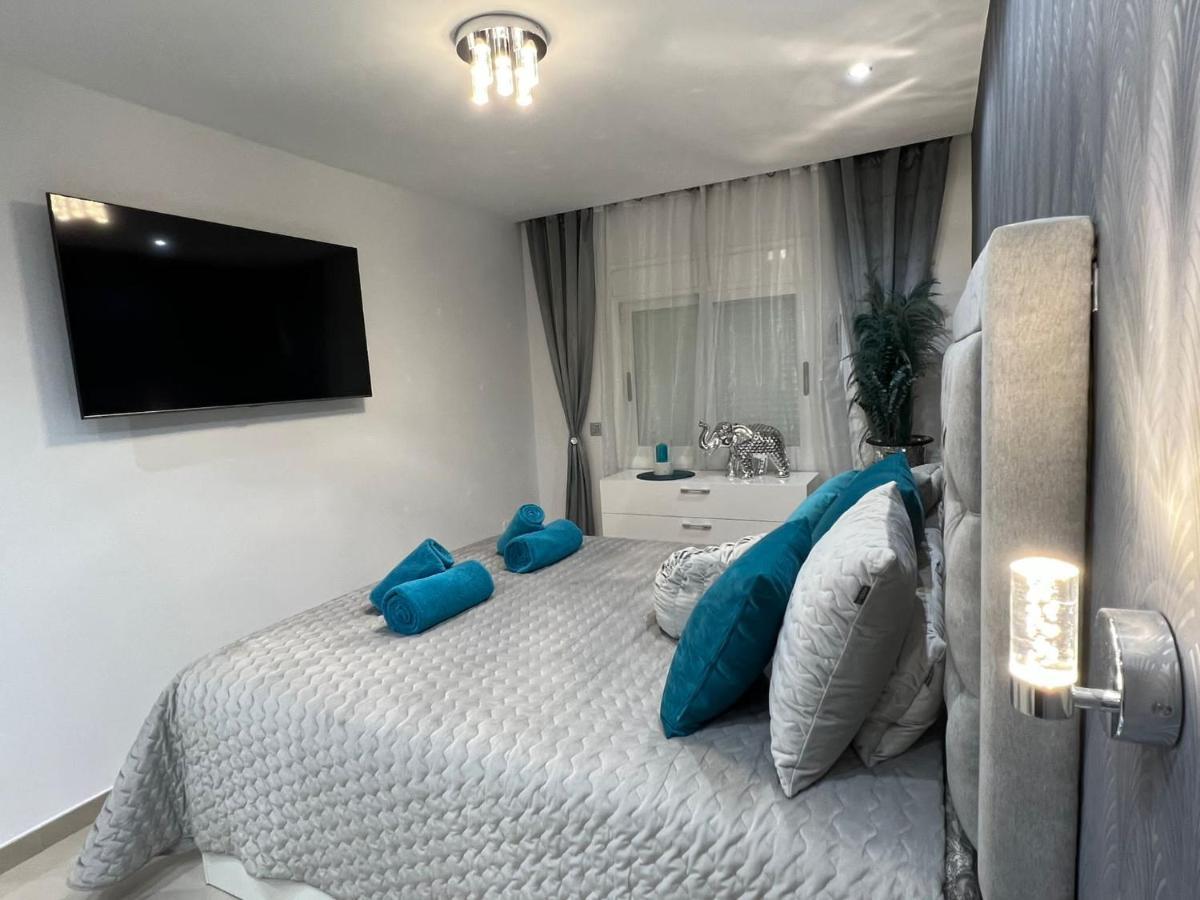 아데제 Luxury House Atlantico Private Heated Pool 아파트 외부 사진